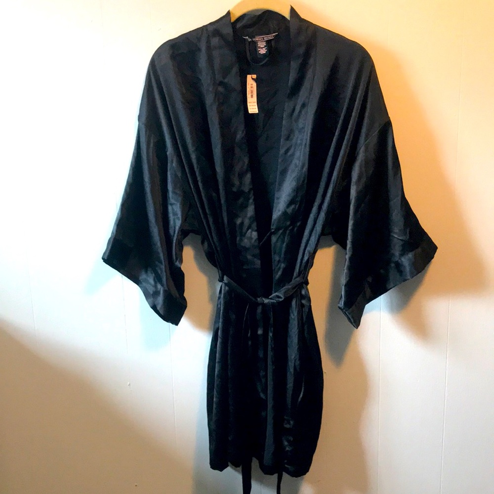 NWT Black Victoria’s Secret Robe
